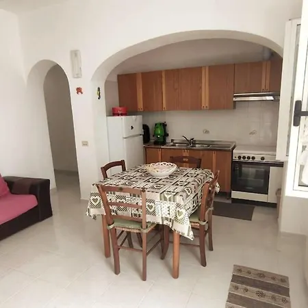 Casa Vacanze Apartment *